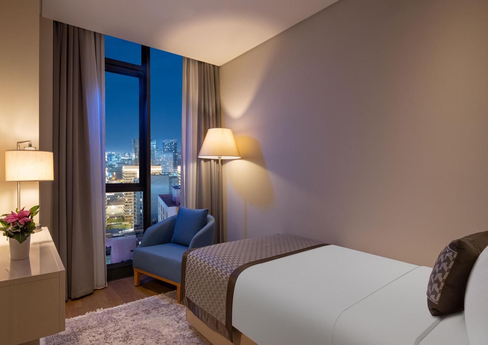 Movenpick Living Istanbul West Hotel Exterior foto