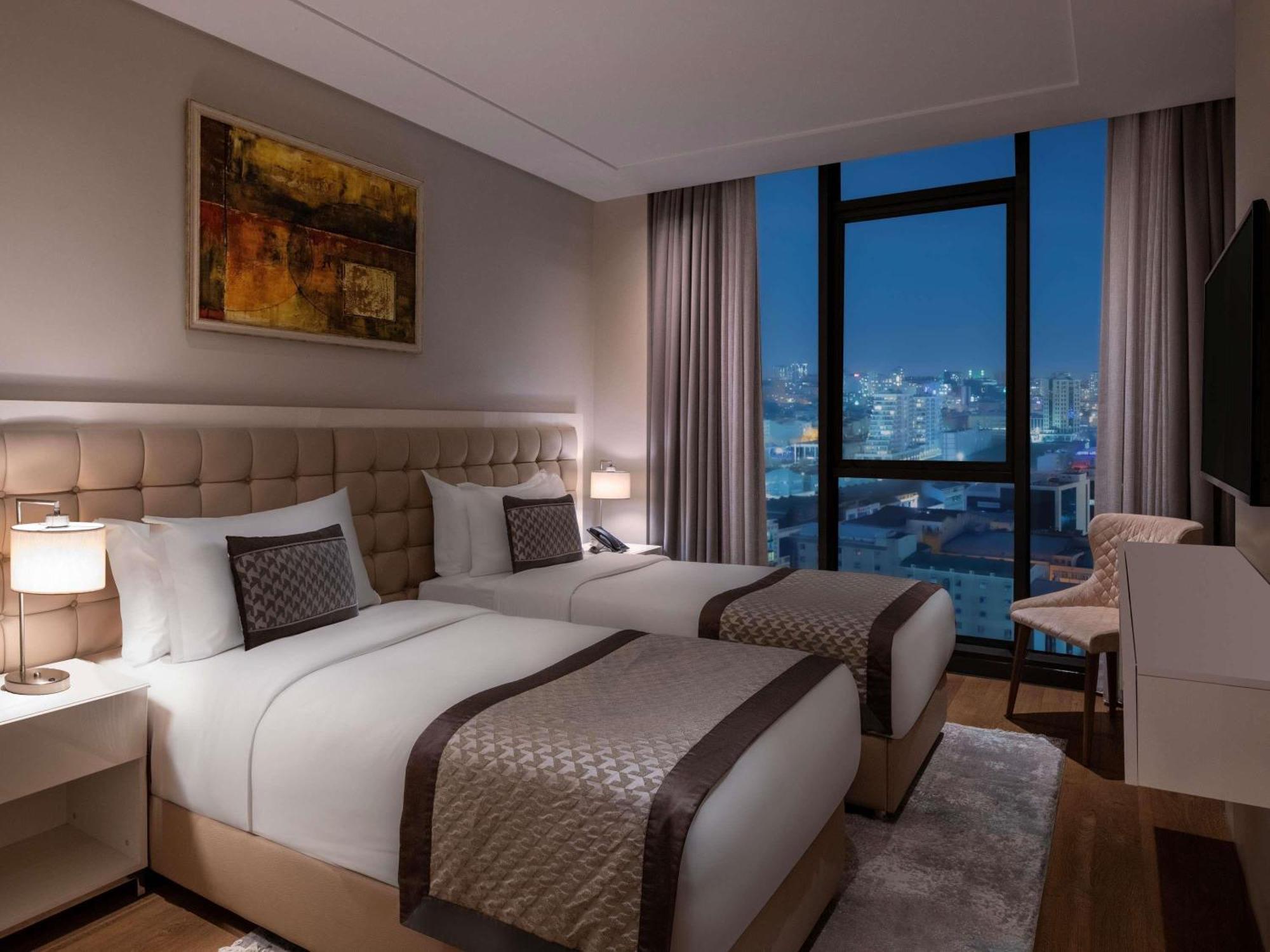 Movenpick Living Istanbul West Hotel Exterior foto